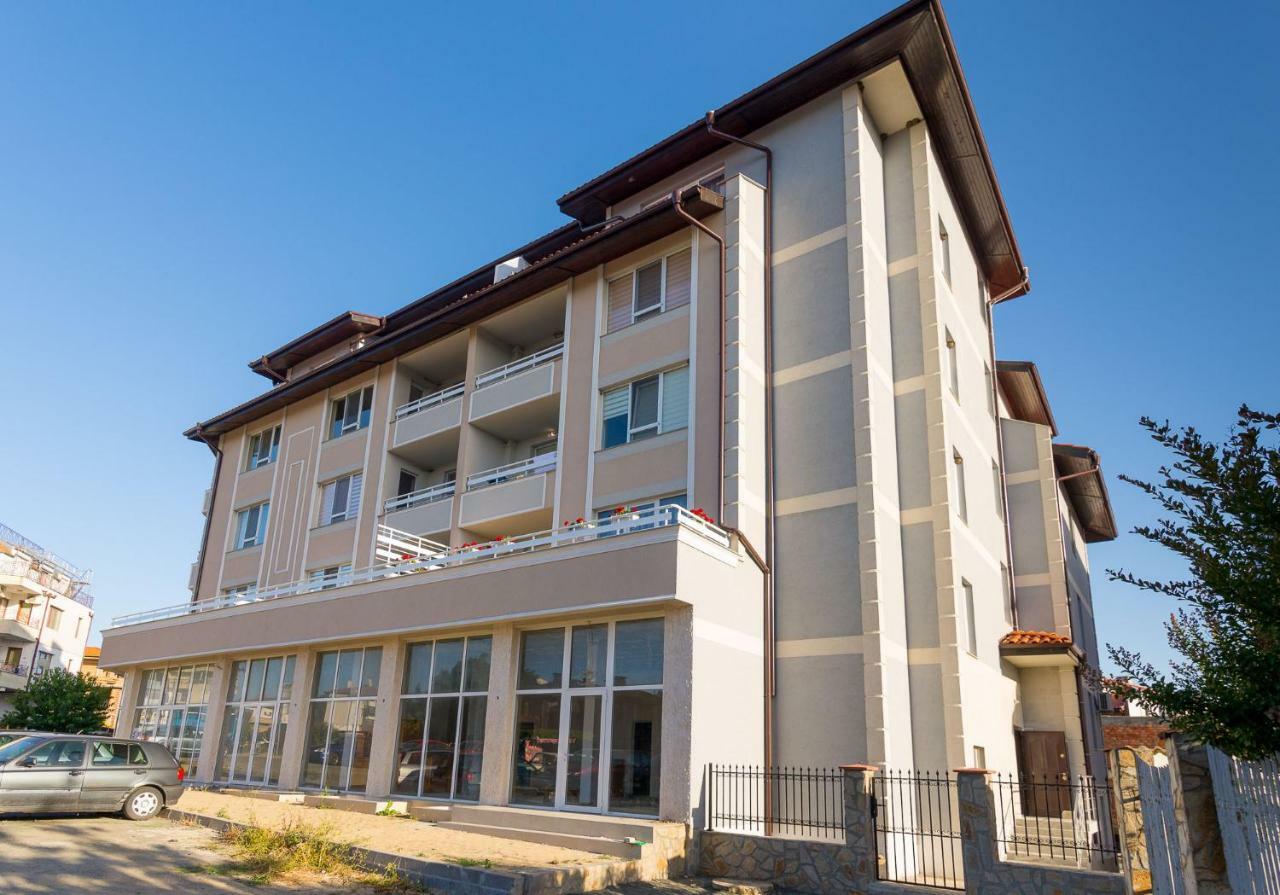 Hiora Apartments Vasiliko Tsarevo Exterior foto